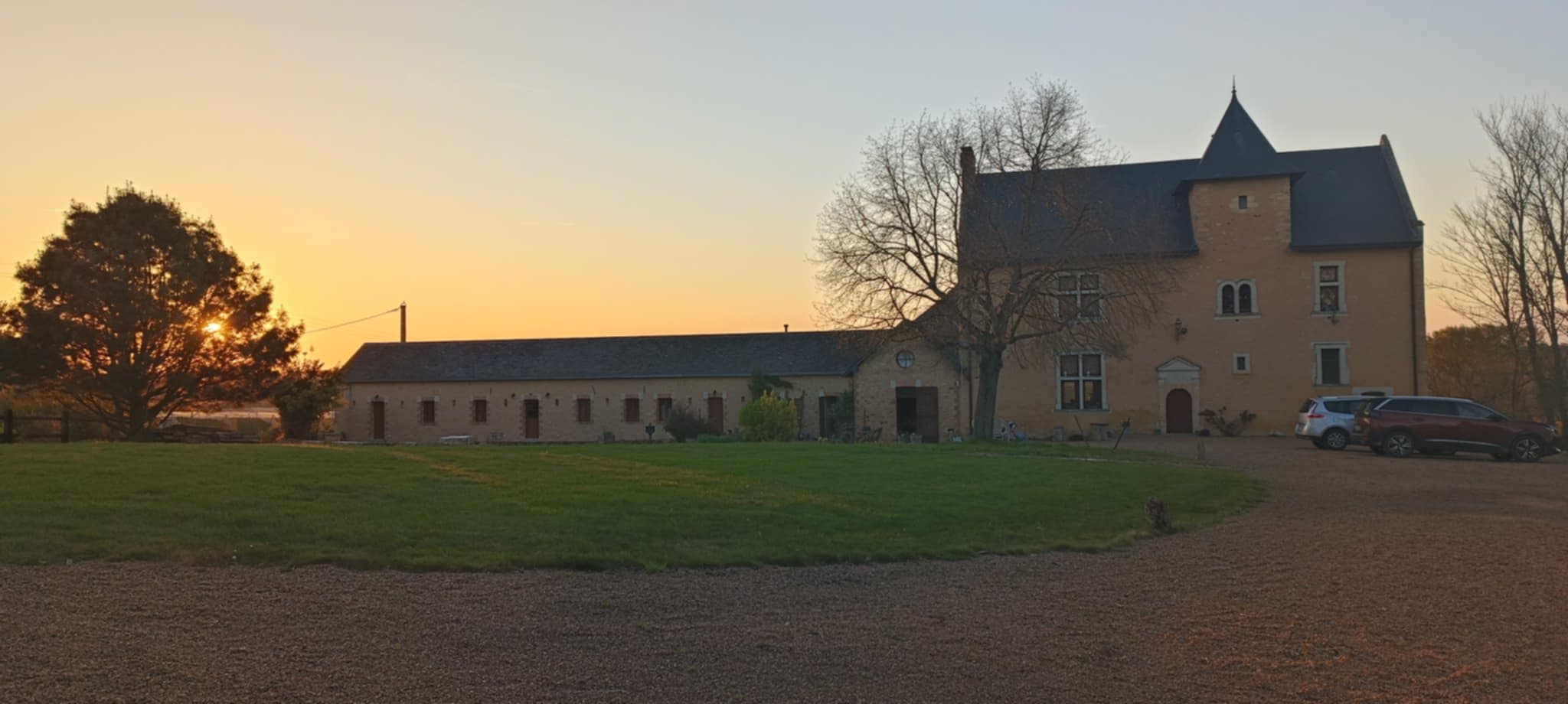 Chambre d’hôtes en Anjou avec piscine à Huillé-Lézigné